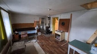 Pronájem 5 místností s garáží a velkým pozemkem u Frýdlantu