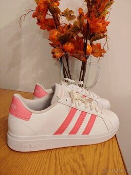 Kecky Adidas - 1