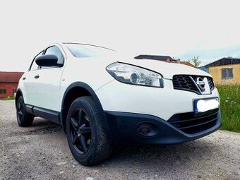 Quaskai 1.6 benzín ČR 2013