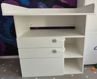 Přebalovací pult Ikea SMÅSTAD