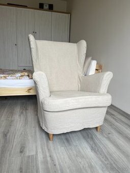 Křeslo ušák - Ikea Strandmon - zelené + béžové potahy