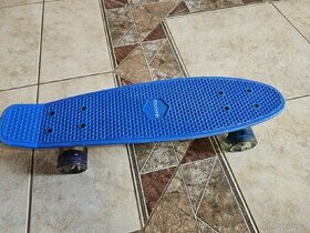 skateboard , skejtbirt, skejt , pennyboard Moove mírně jetý