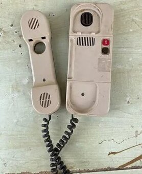 Domácí telefon Tesla - 1