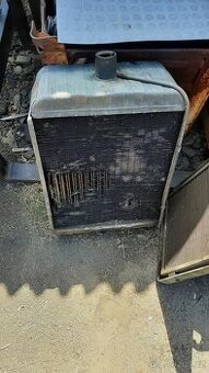 Prodám chladič vody zetor 25.
