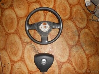 prodam kozeny volant s airbagem na vw passat B6 golf5