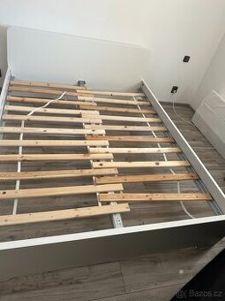 postel IKEA ASKVOLL 160x200 cm