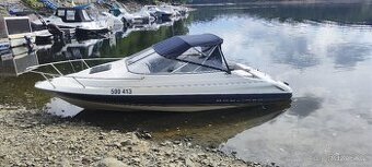 Kajutová loď bayliner 5052 LS