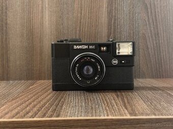 Filmový fotoaparát elikton 35c