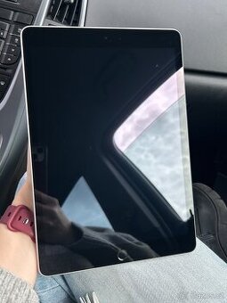 iPad 9. generace 10,2” – 256 GB, skvělý stav, plně funkční