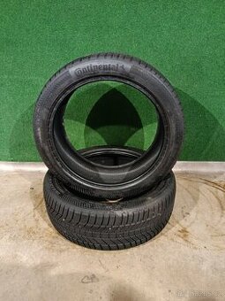 2ks zanovni zimni 235/45/20 Continental