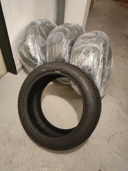 Michelin 245/45/18