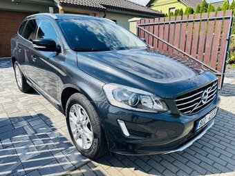 Volvo XC60 D4 FWD SUMMUM ČR DPH servis