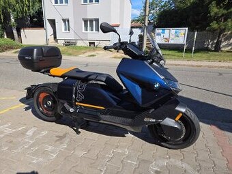 BMW CE 04