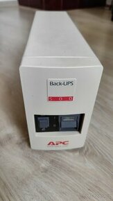 Záložní zdroj APC 500 UPS nová baterie