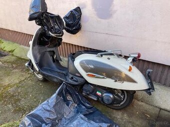 Aprillia 125 Mojito custom