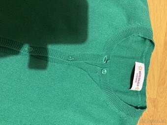 REZERVACE Dámský kašmírový svetr M