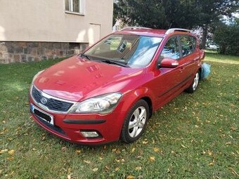 Kia Ceed 1.6 benzín 92KW-Koup.CR, PO servisu