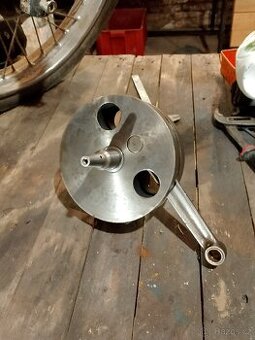 Kliková hřídel Jawa 250/353