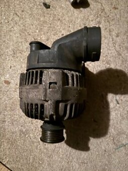 E46 alternátor šestiválec