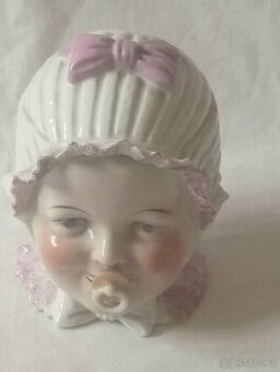 Stará porcelánová dóza na dudlíky - miminko
