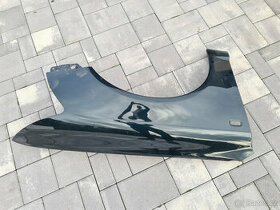 Pravý přední blatník Audi A6 C6 4F - 4F0821104A