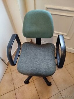 Kancelářská židle