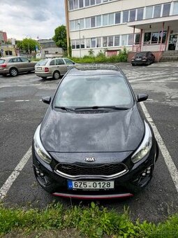 Kia Ceed hatchback GT Line 1.6  CRDi (100 kW), 2016, RECARO,