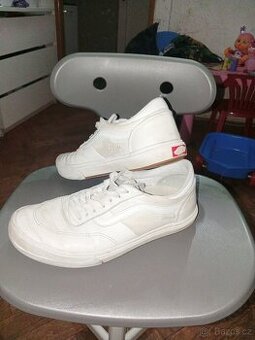 tenisky Vans Gilbert Crockett