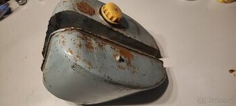 Jawa pionýr nádrž