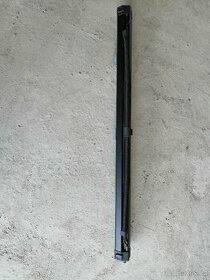 Audi A4 combi B8 (8K) - zadni síťová přepážka