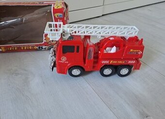 Hasičské auto - bliká, houká a otáčí se