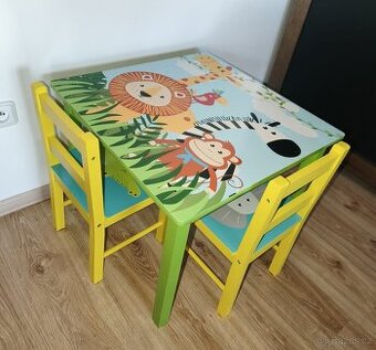 Dětský stůl a židle