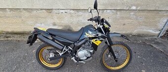 Yamaha XT 125R naj. 5000km r.v. 2011
