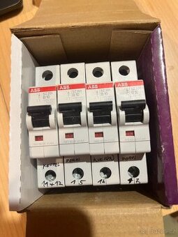 Sada 4x 10A jistič ABB (SZ201 B10) – do rozváděče