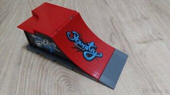 rampa mini skateboard