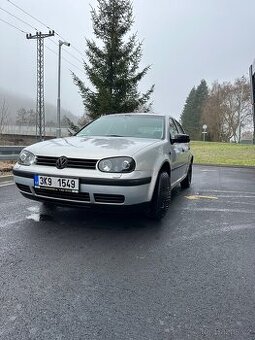 Volkswagen Golf 4 1.6i benzin
