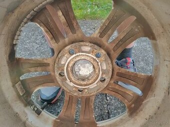 Alu kola, letní pneu 205/55 R16