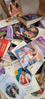 HARLEQUINKY - série červené, bílé, zelené, fialové