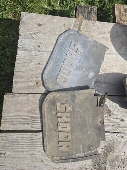 Škoda 100 zástěrky