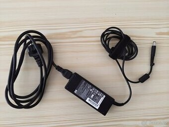 HP adaptér  519330-001