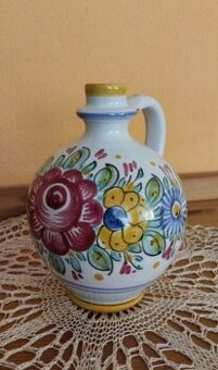 Malovaná tupeská vázička