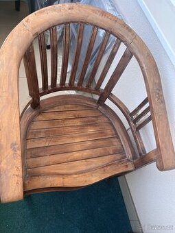 Dřevěné křeslo -židle