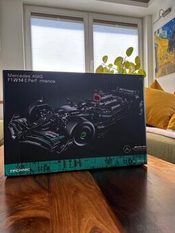 Lego technic Mercedes AMG