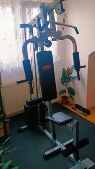 Multifunkční posilovací věž