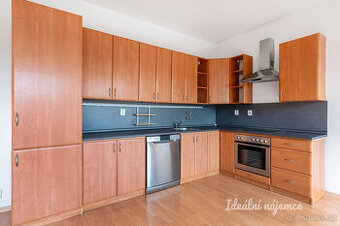 Pronájem bytu 2+kk, Malkovského, Letňany, 21900 Kč/měs, 52 m