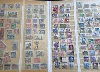 Sbírka známek - album československo - 790 kusů