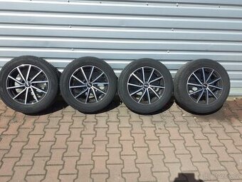 Alu kola ALUTEC Singa 5x114 R17 + letní pneu