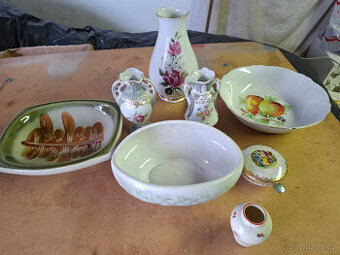 Prodám porcelán Made in Scechoslovakia a další sklo