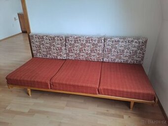 VÁLENDA