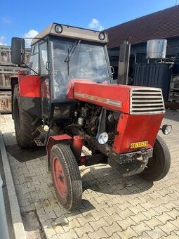 Traktor Zetor 8011